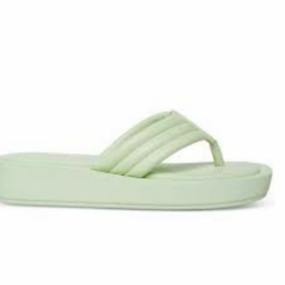 Madden Girl Amarri Women's Faux Leather Toe-Post Flatform Sandals